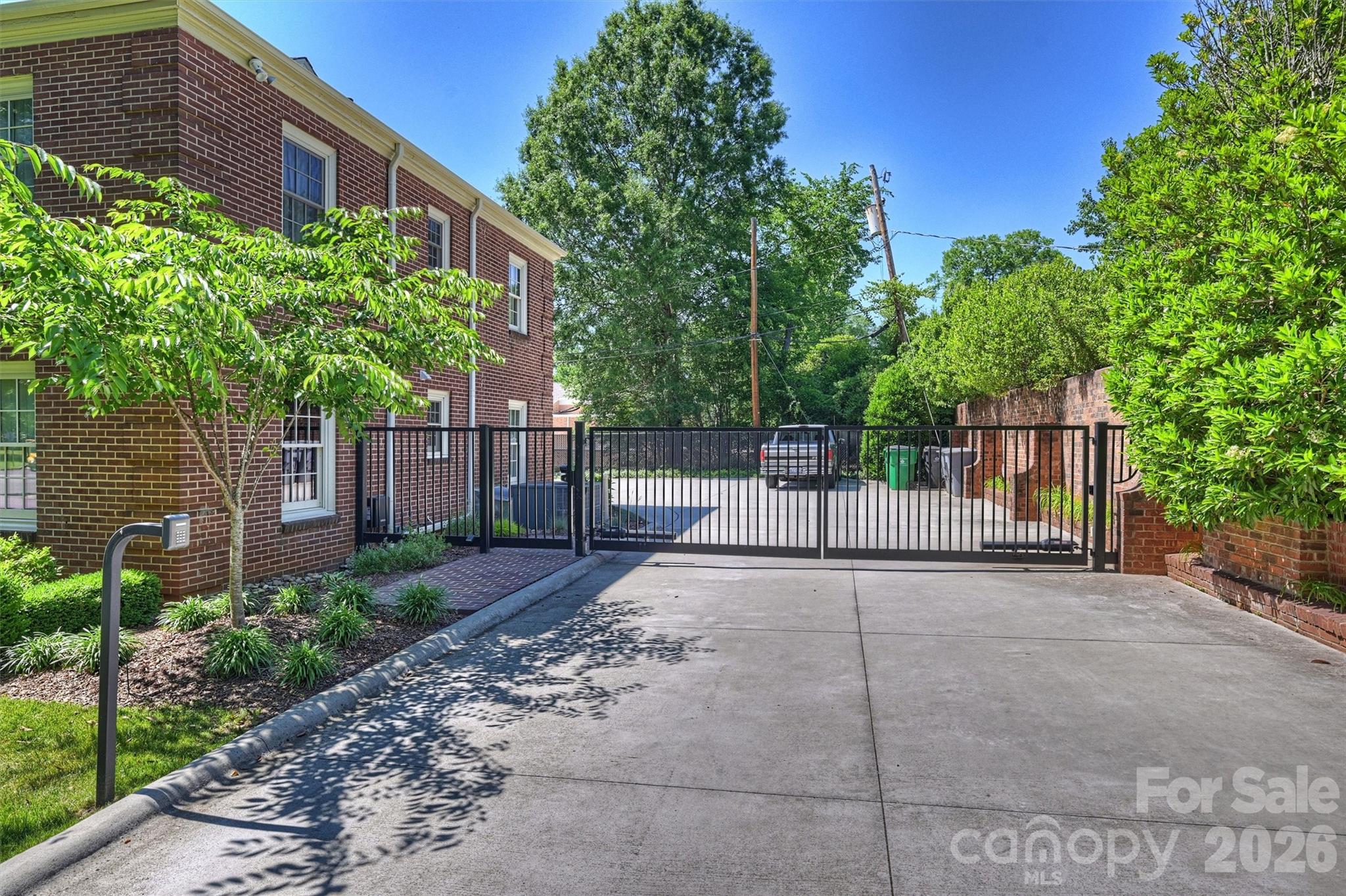 Myers Park - Residential