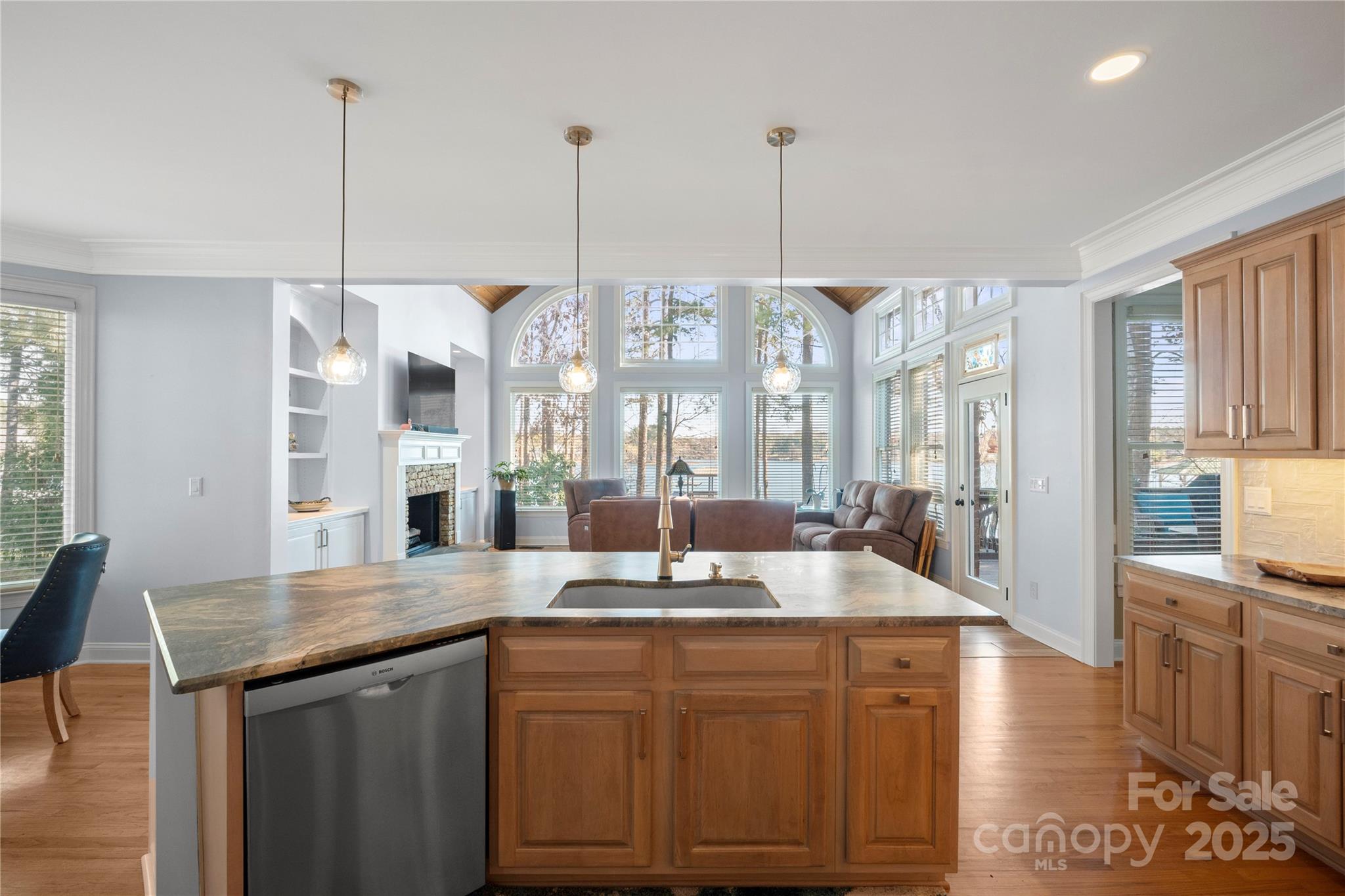 The Harbour At The Pointe - Residential