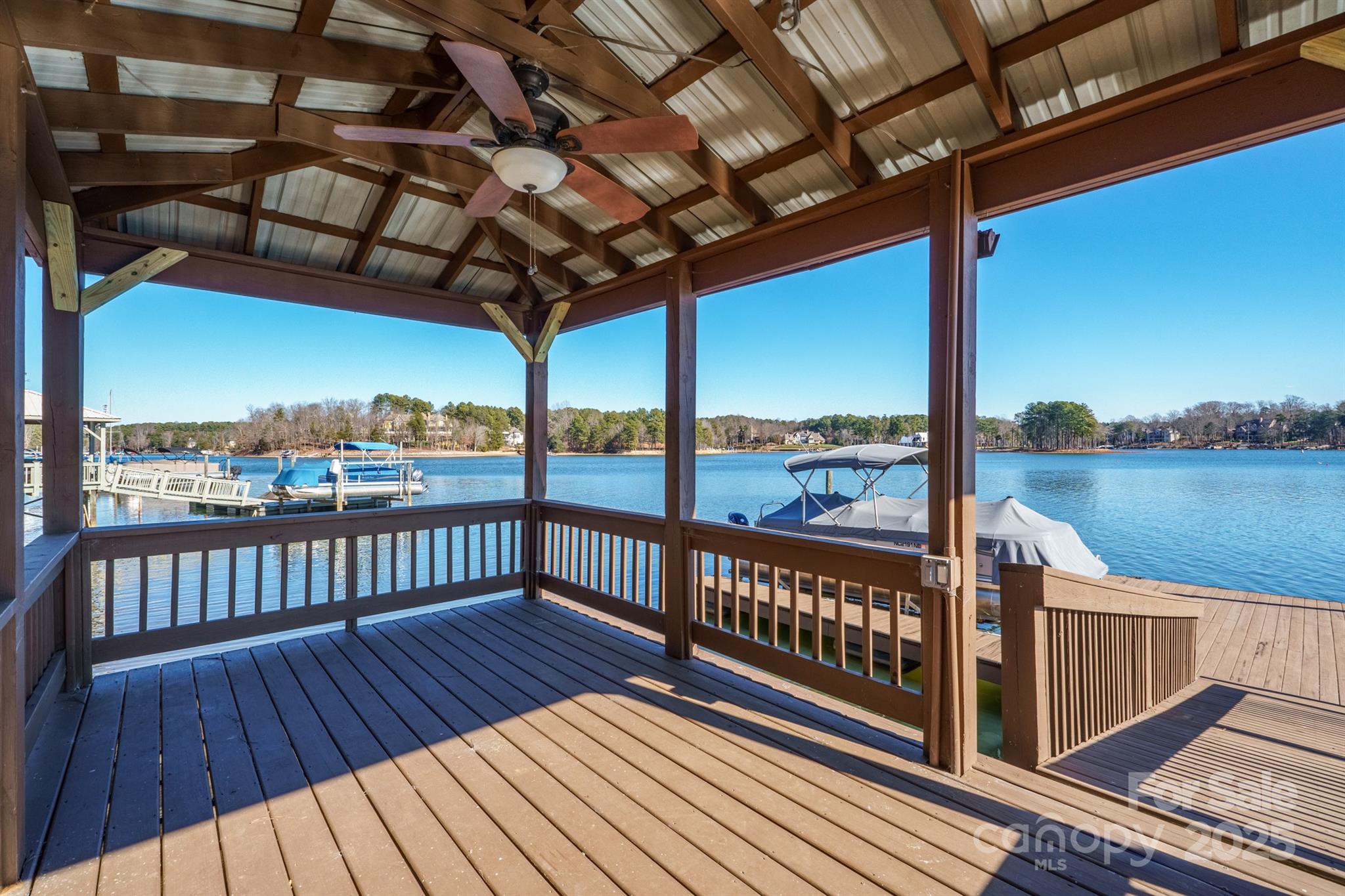 The Harbour At The Pointe - Residential