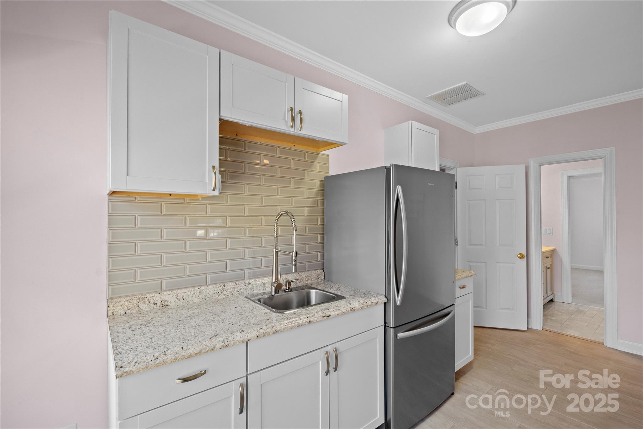 The Harbour At The Pointe - Residential