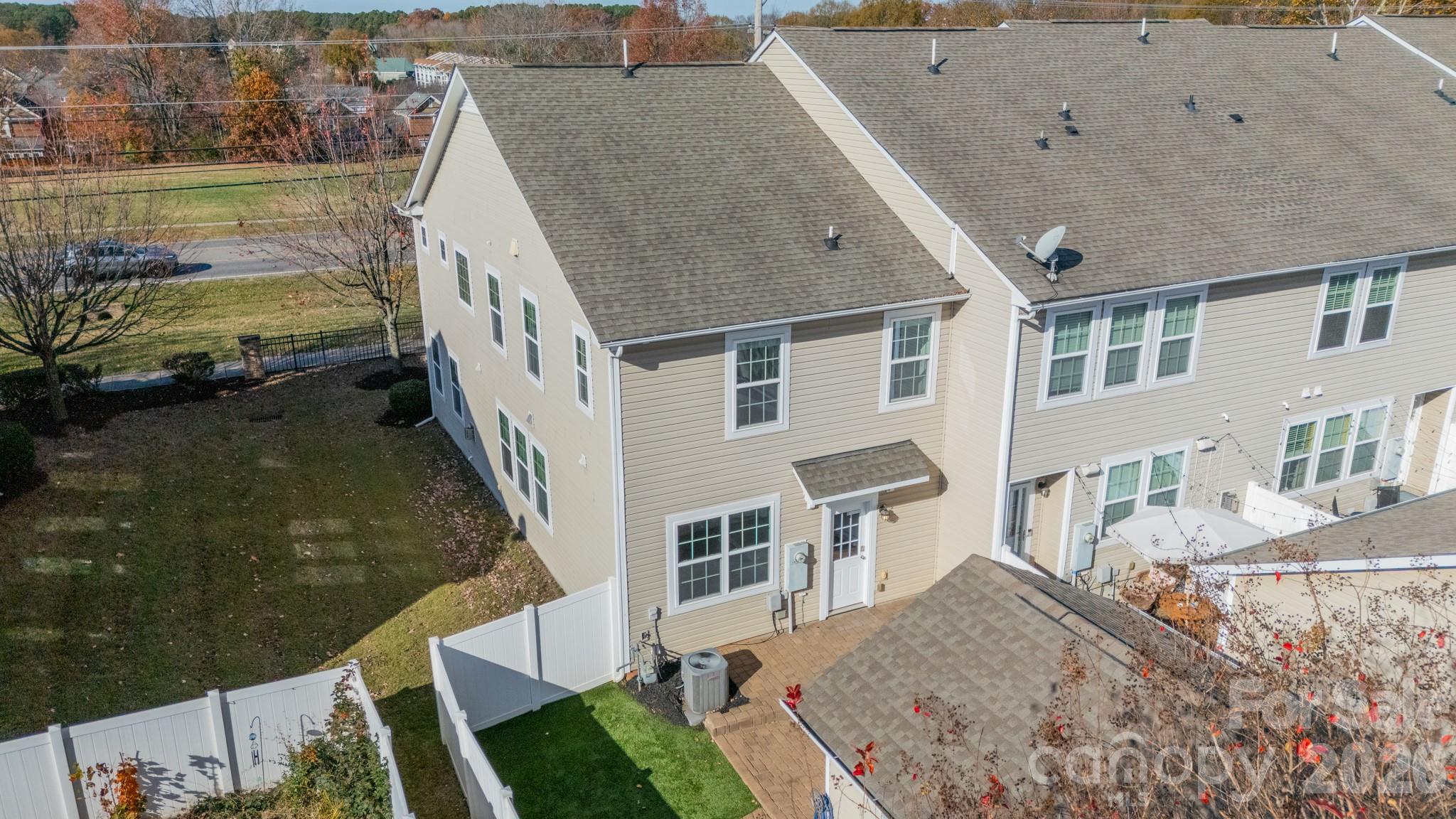 Harborside Townhomes - Residential