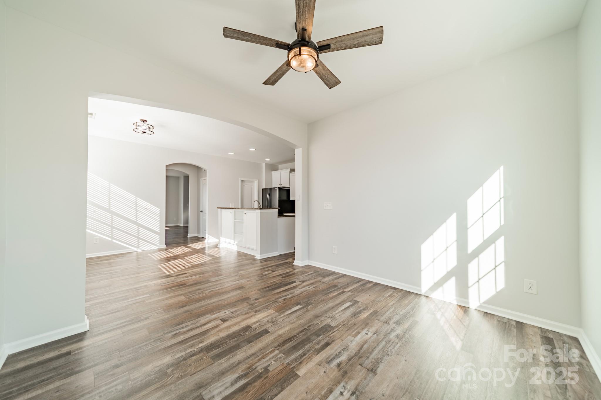 18426 W Catawba Avenue