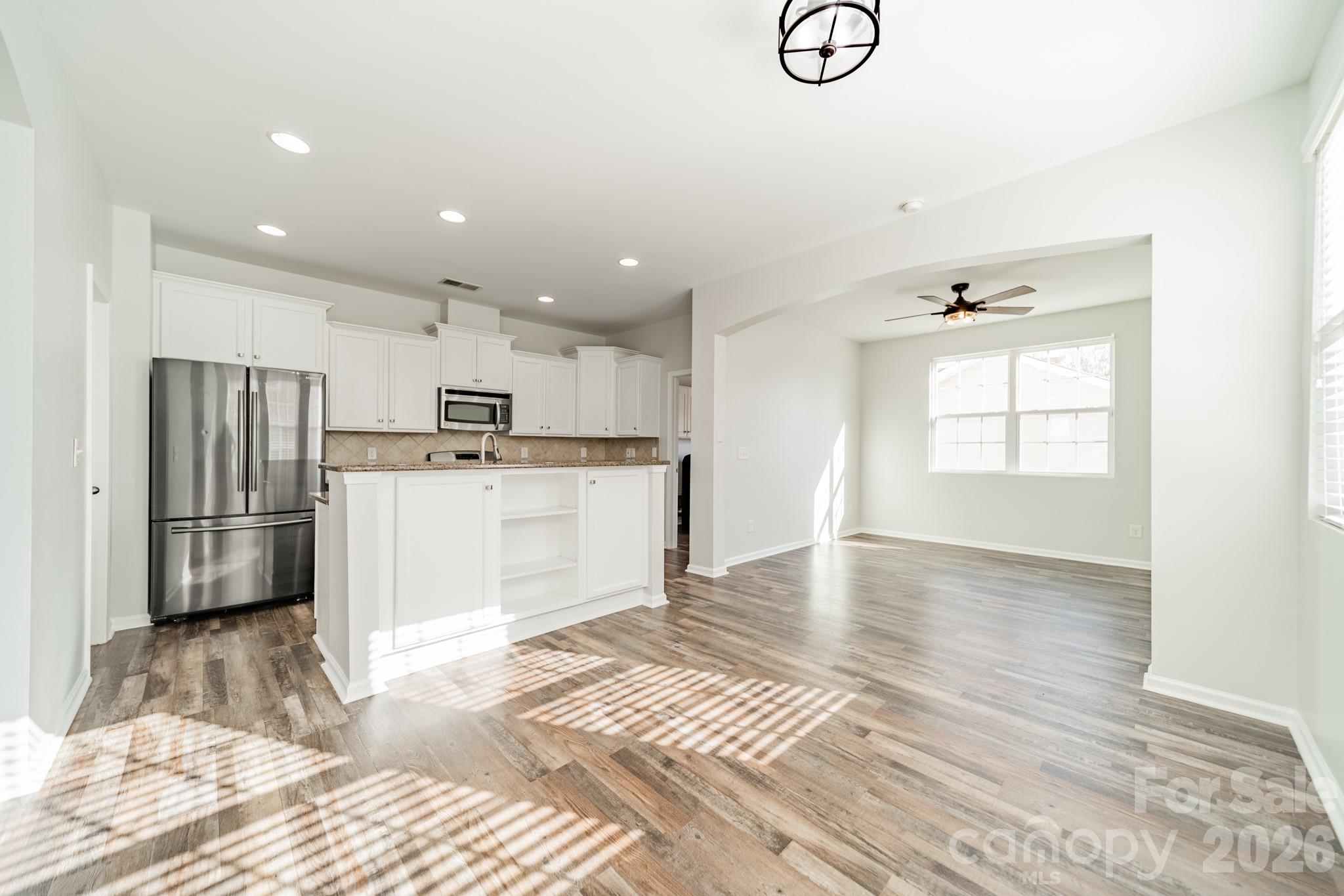 18426 W Catawba Avenue