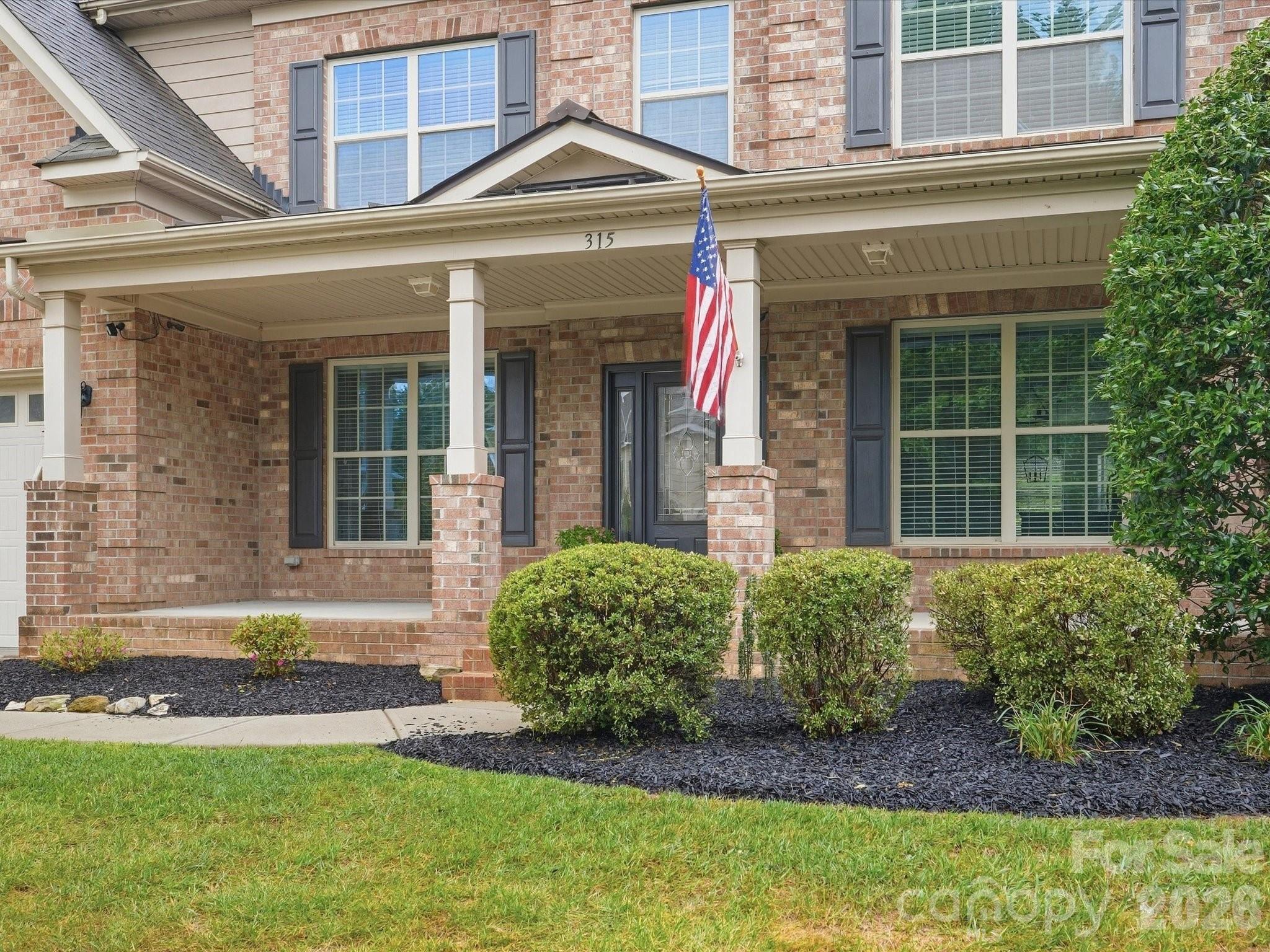 315 Golden View Drive