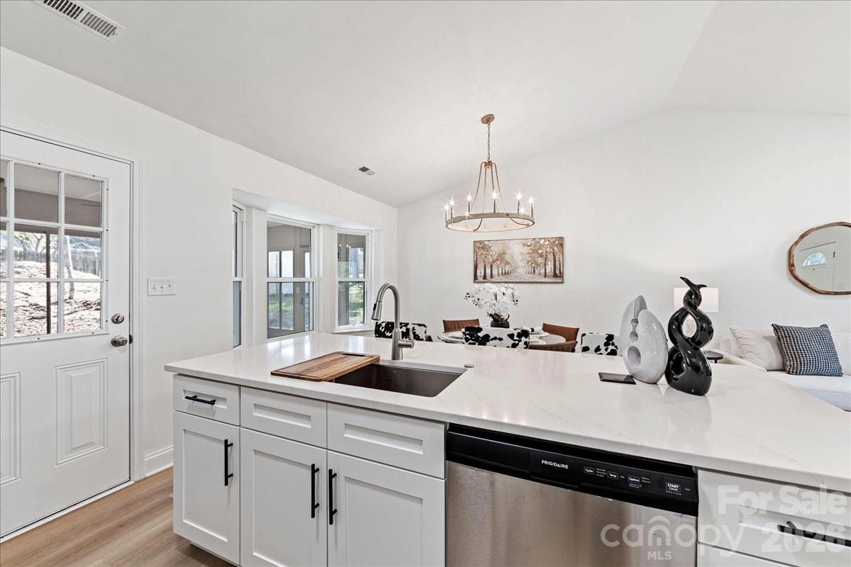 Melynda Woods - Residential