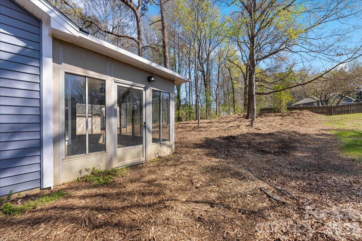 Melynda Woods - Residential