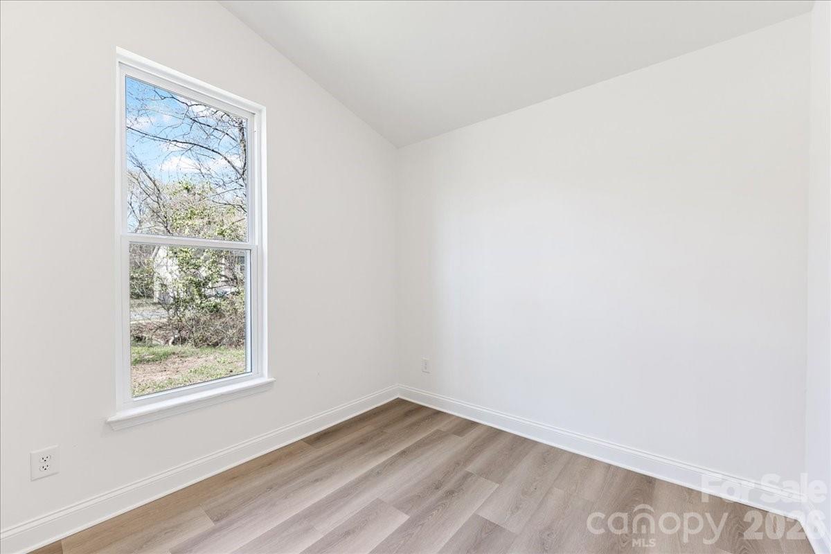 Melynda Woods - Residential