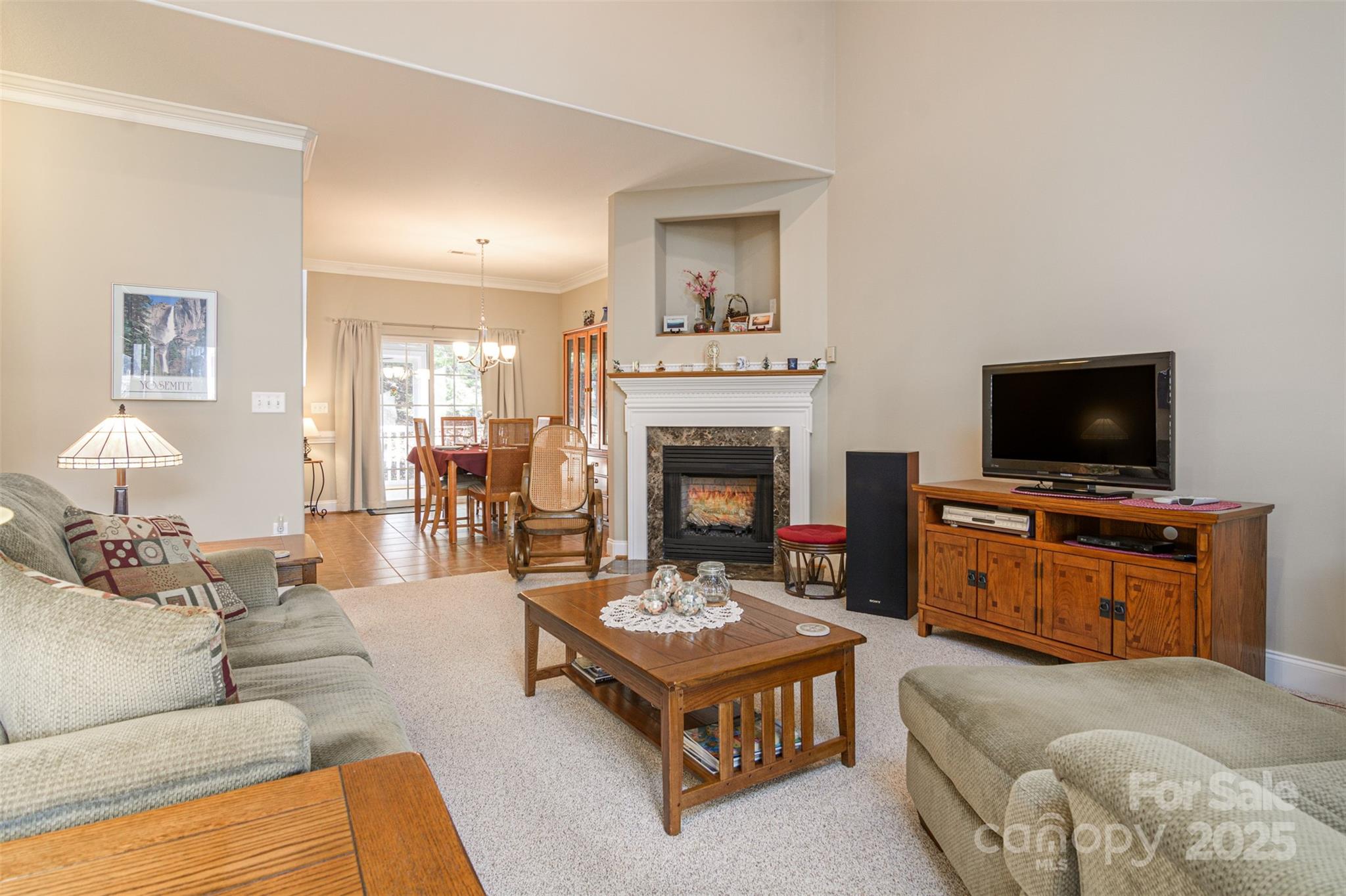 815 West Pointe Drive