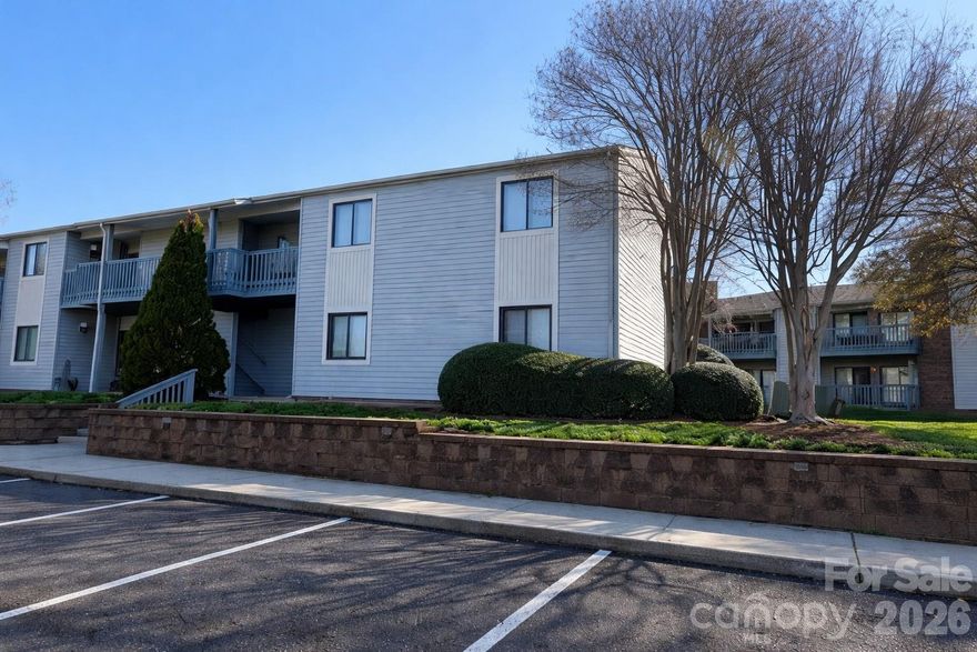 Welcome to this charming, End-Unit Condominium Residence! Featuring 3 bedrooms, 2 bathrooms. This home offers comfort, functionality. Offers spacious layout designed for everyday living and entertaining, with generous living areas and natural light throughout. The kitchen offers ample cabinet space and opens into the main living areas, making it ideal for gatherings. Bedrooms are well-sized and offer comfortable retreats, while the bathrooms are functional and ready for your personal touch. Situated on a nice lot, the exterior offers space to enjoy outdoor living, gardening, or future enhancements. Conveniently located near shopping, dining, schools, and major roadways, this home is a great opportunity for homeowners or investors alike. Don’t miss your chance to own this property—schedule your private showing today! Investors, rental income property buyer's welcome. See agent remarks for current lease details. Great primary residence and great rental income property.