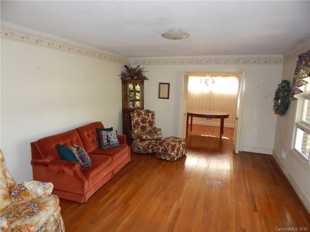 Country Club Estates - Residential