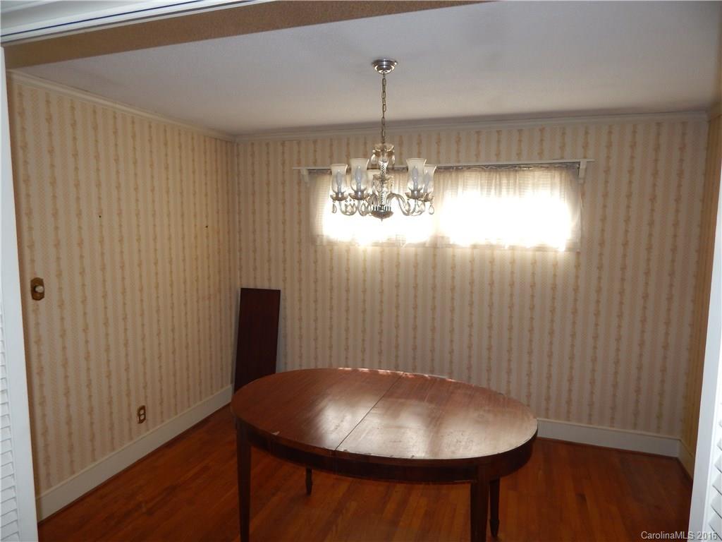 Country Club Estates - Residential
