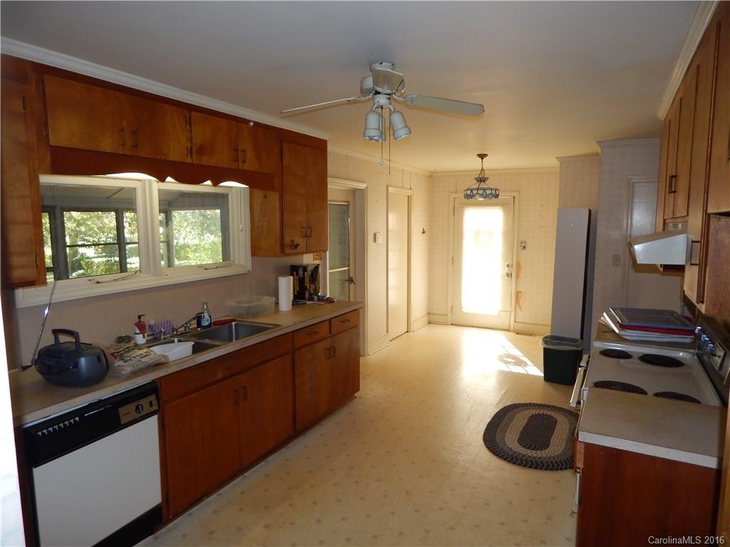 Country Club Estates - Residential