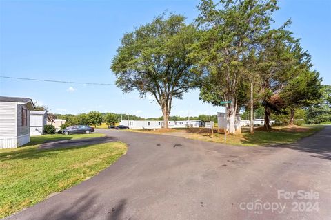 502 Cycle Lane Dallas NC 28034
