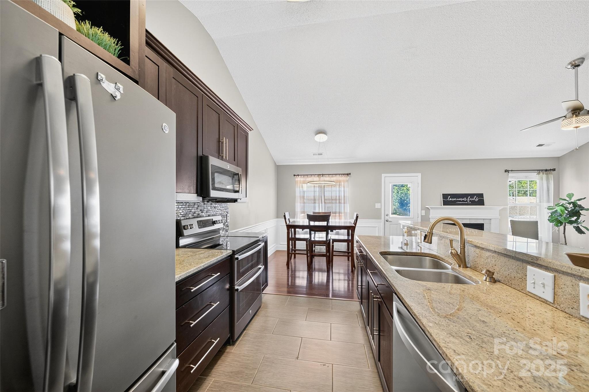 Curtis Pond - Residential