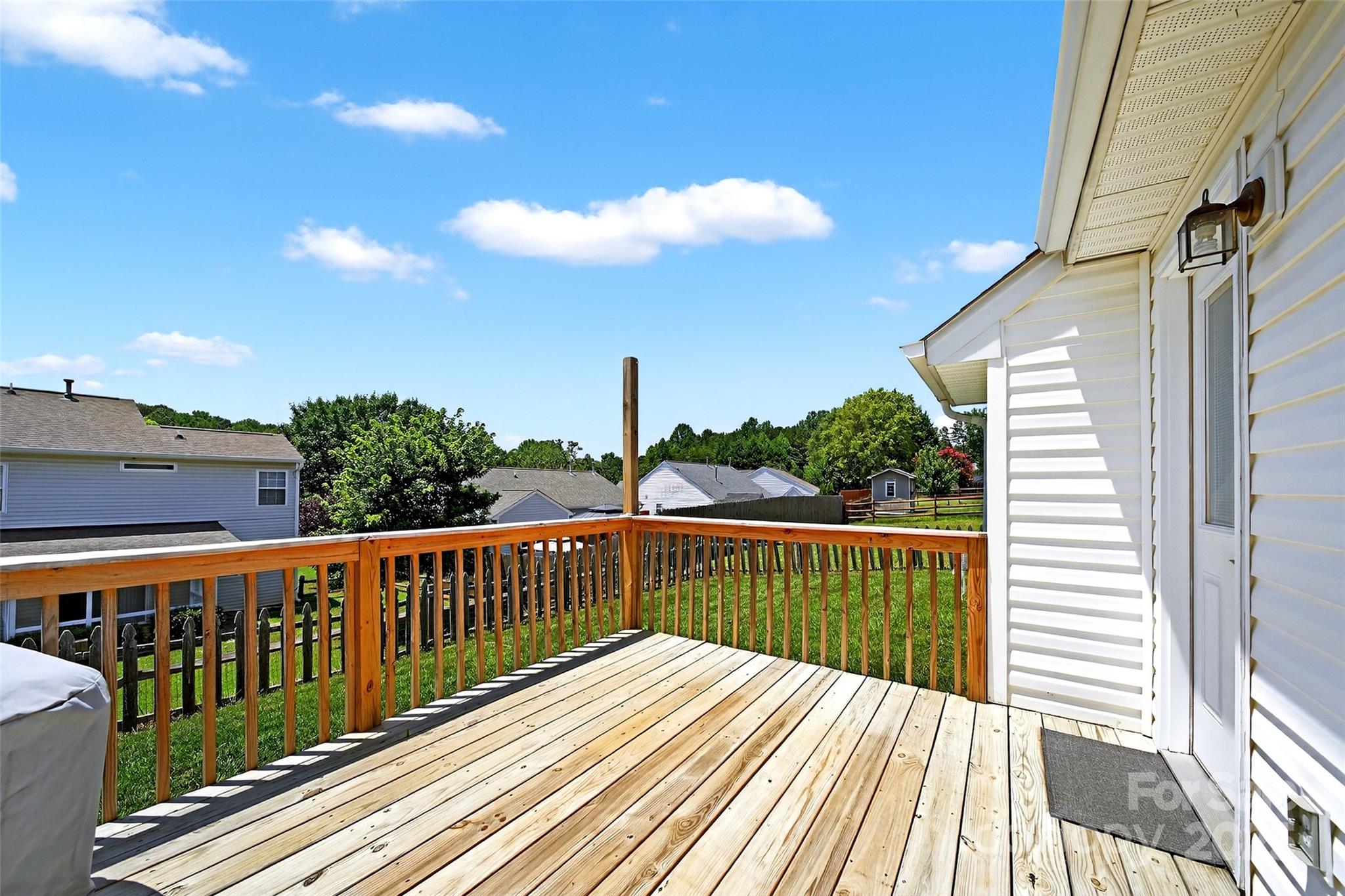 Curtis Pond - Residential
