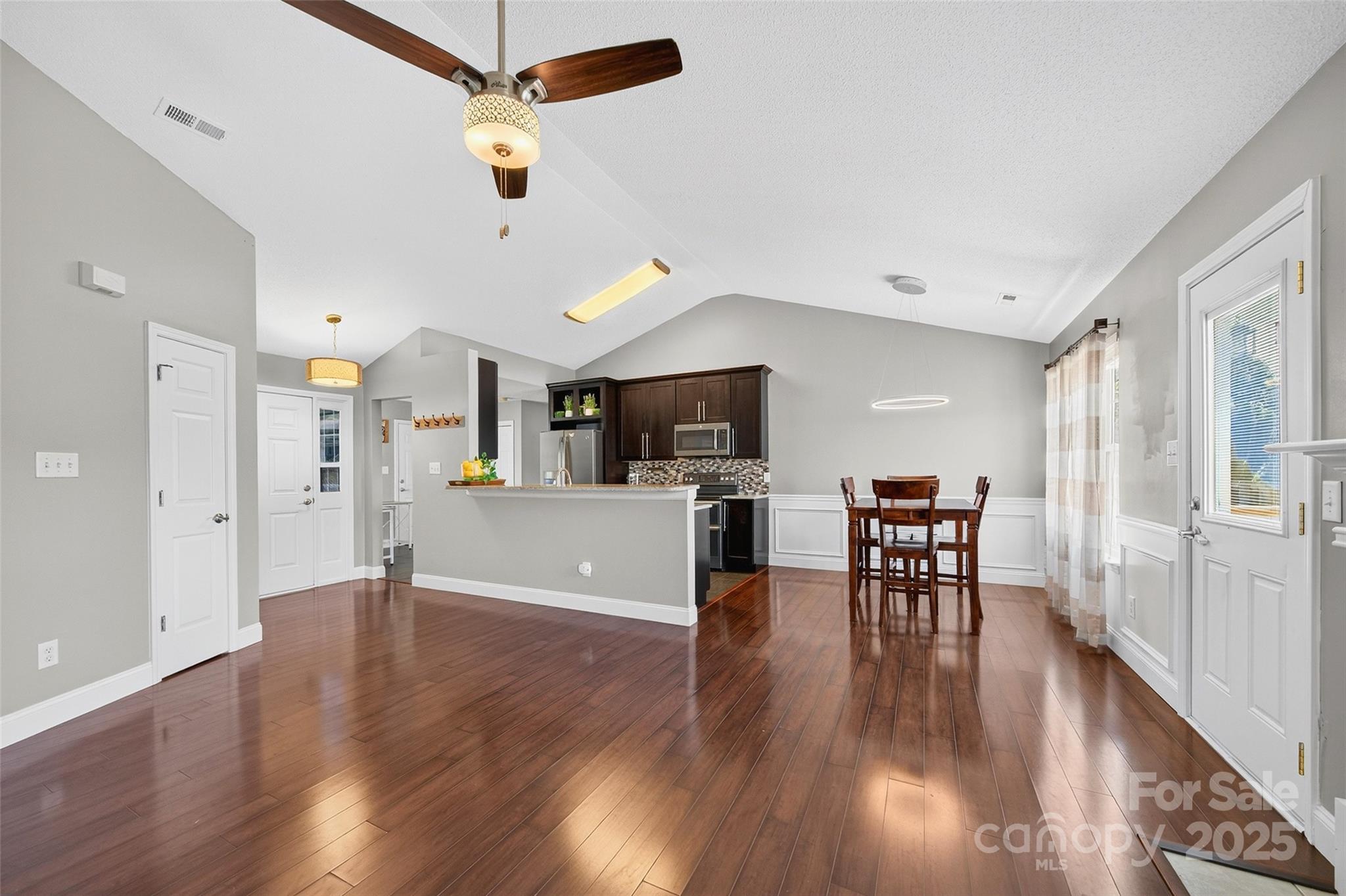 Curtis Pond - Residential