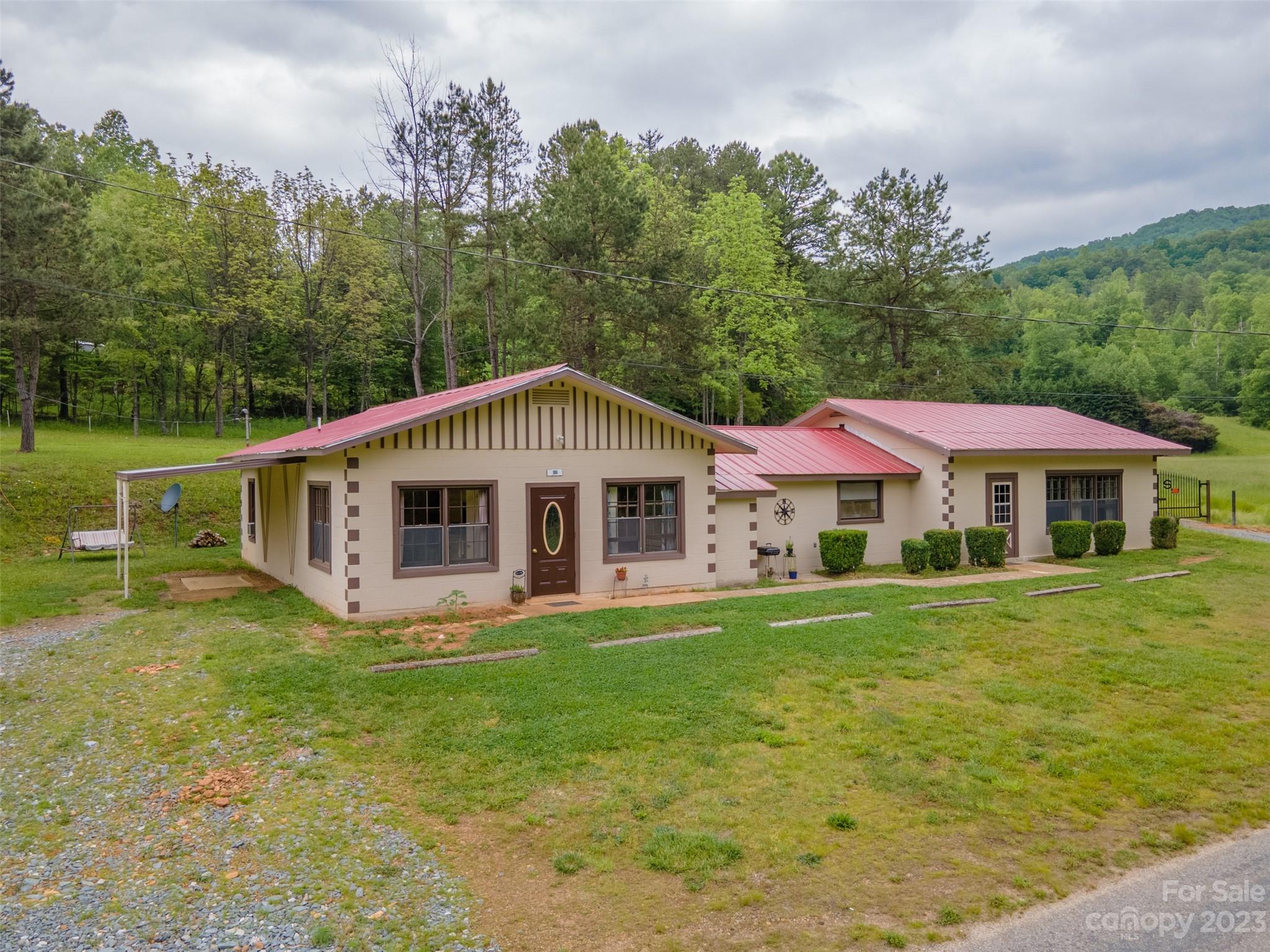 Photo 1 of 18 — 1884 Ruby Mine Road, Franklin, NC 28734