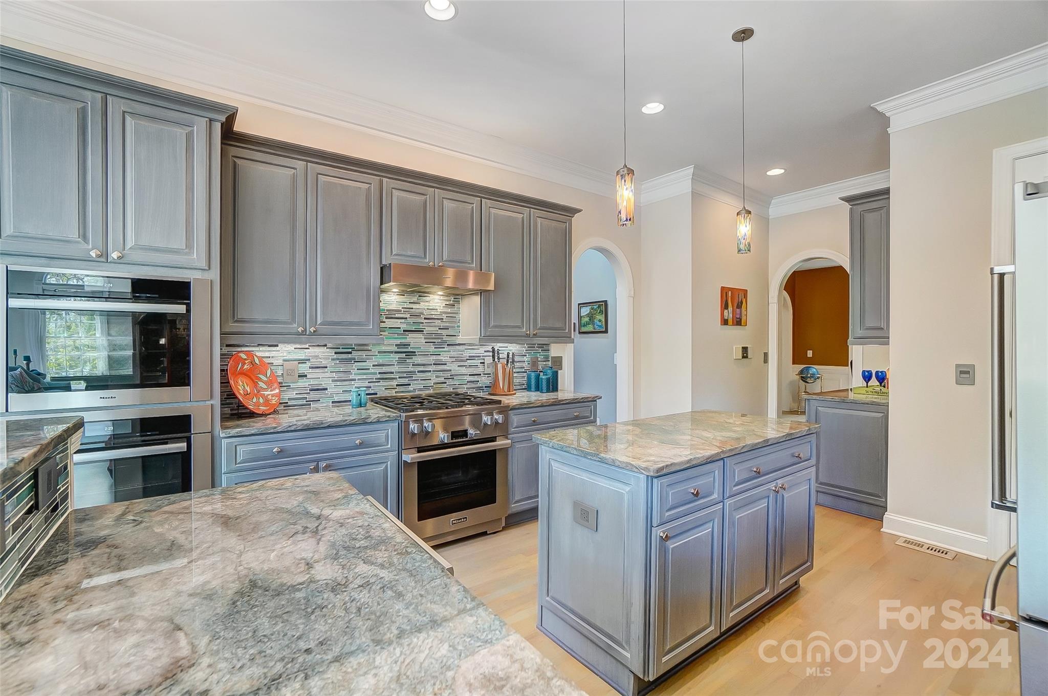 Lake Shore - Residential