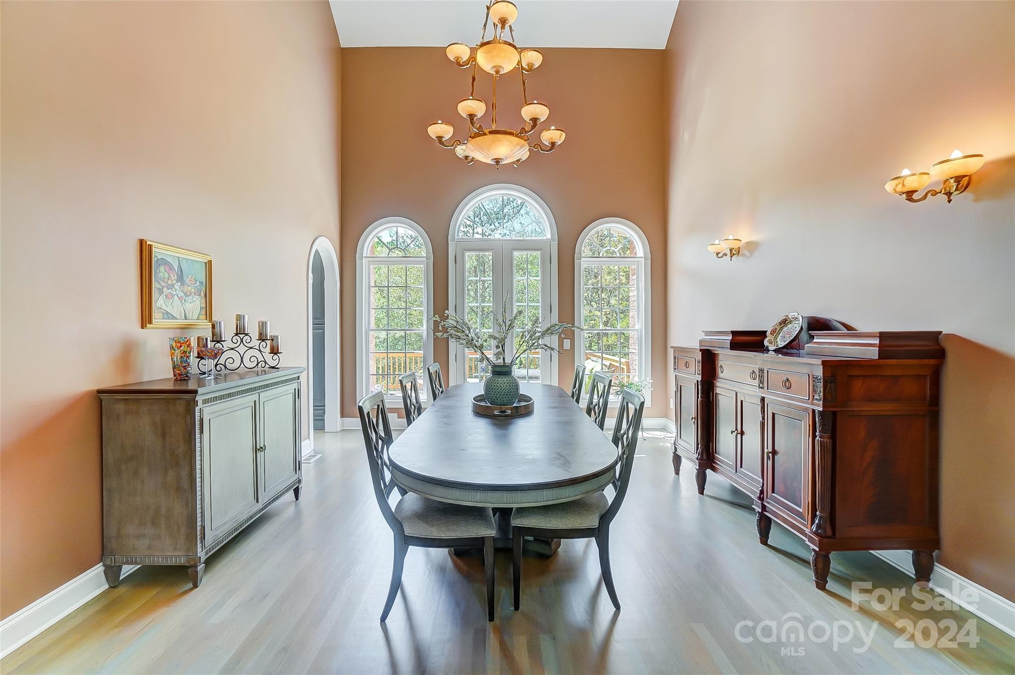 Lake Shore - Residential