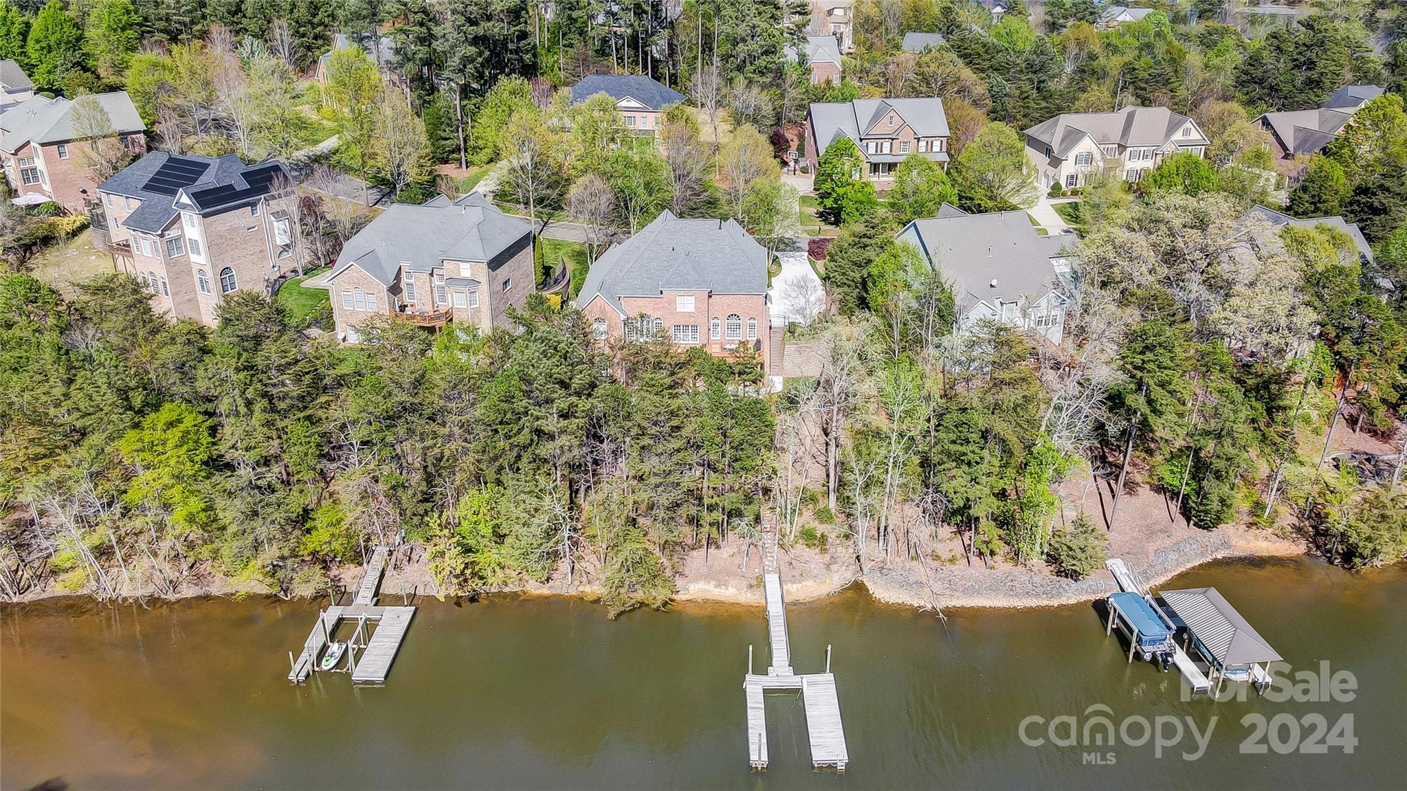 Lake Shore - Residential