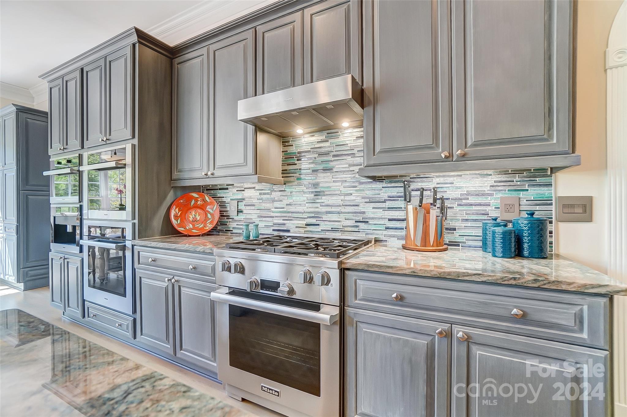 Lake Shore - Residential