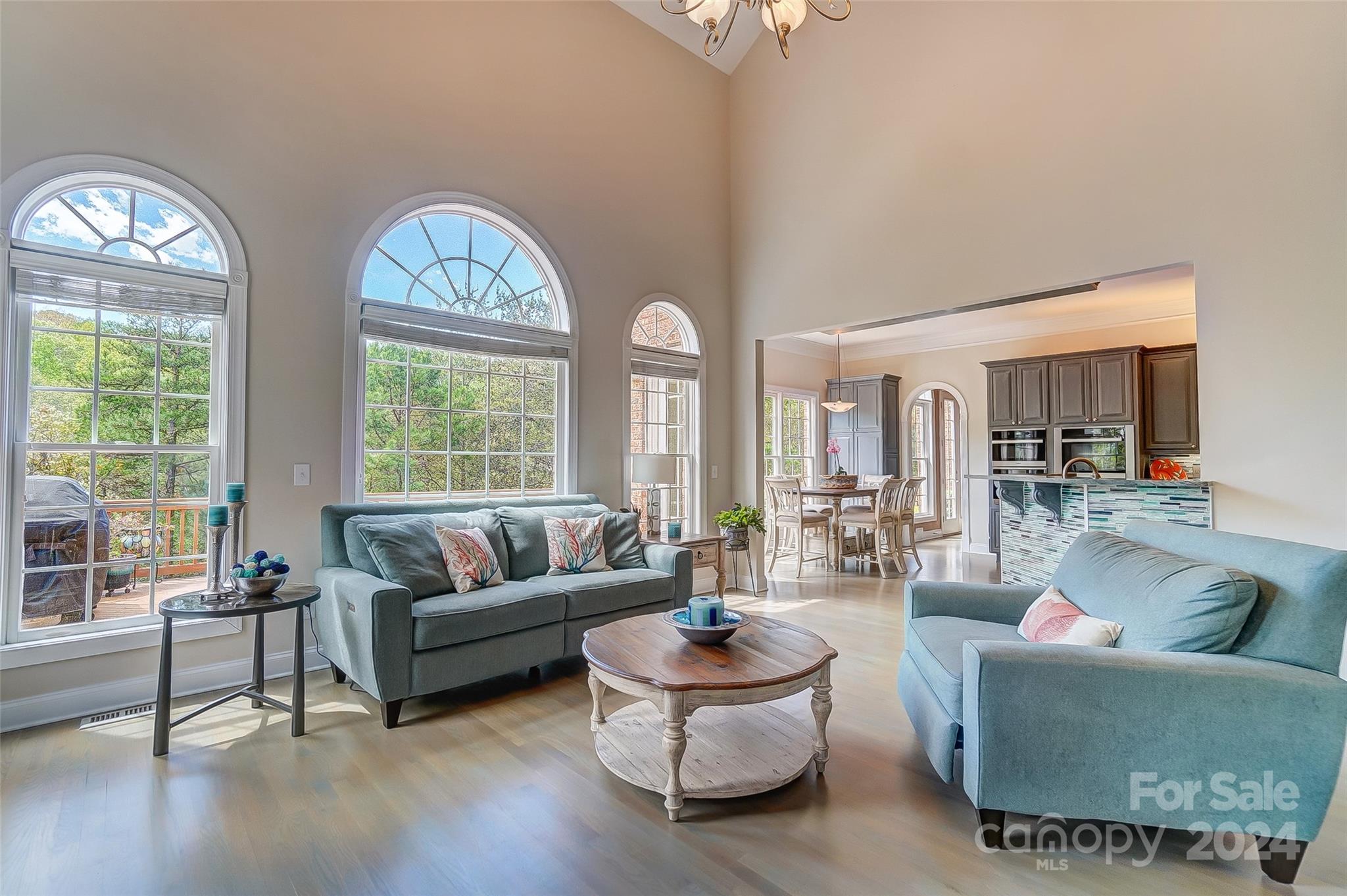 Lake Shore - Residential