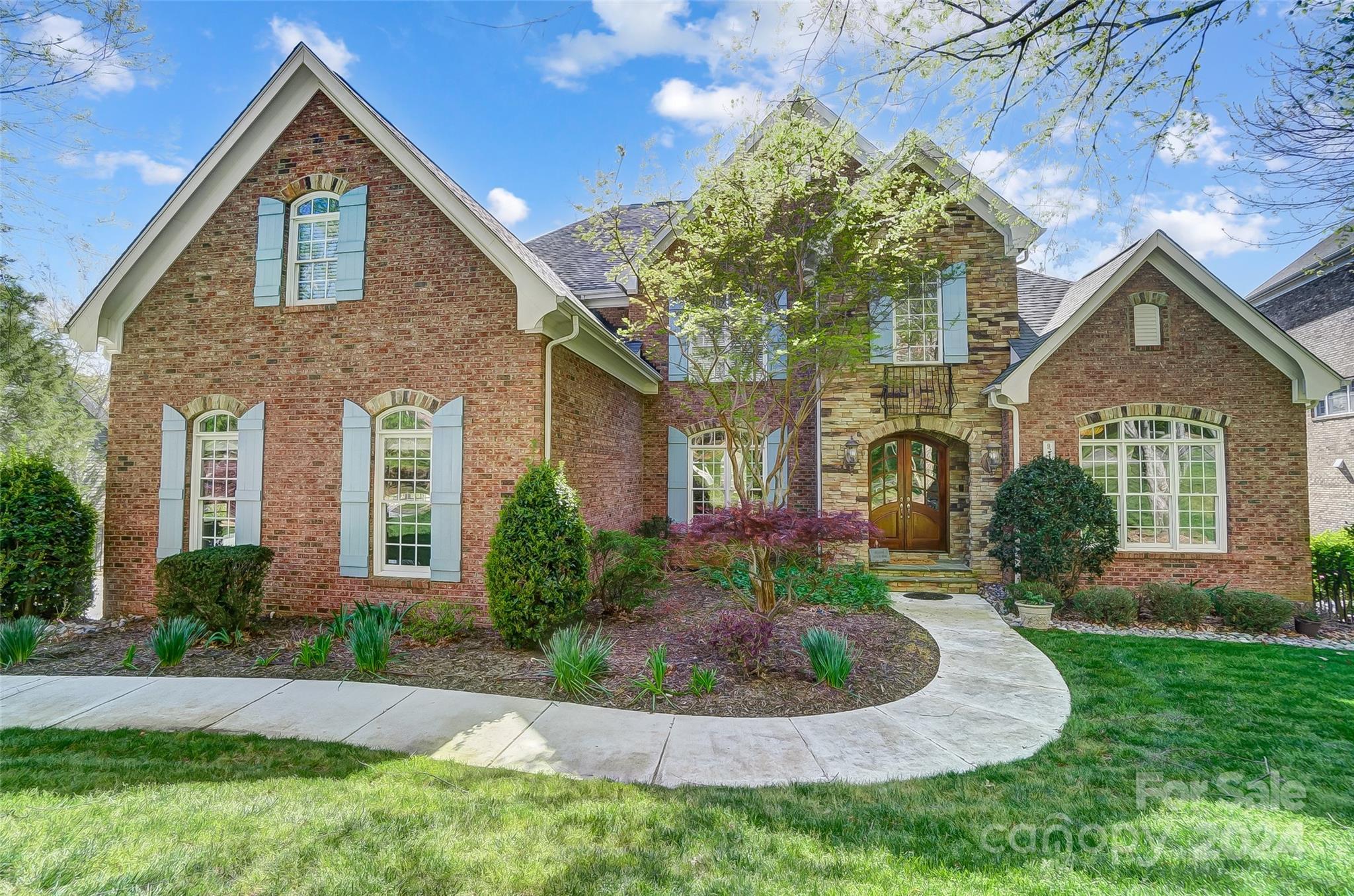 Lake Shore - Residential