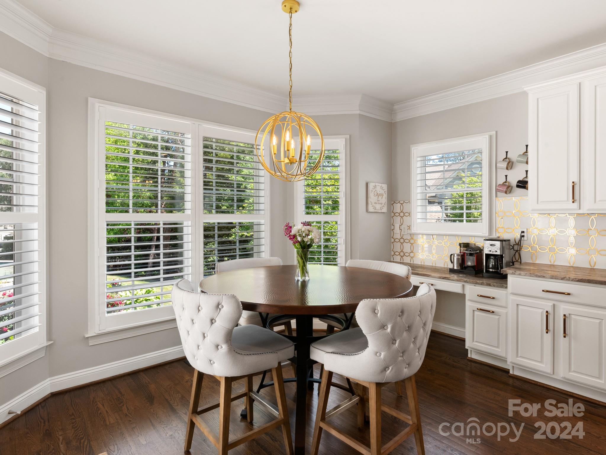 Lake Shore - Residential