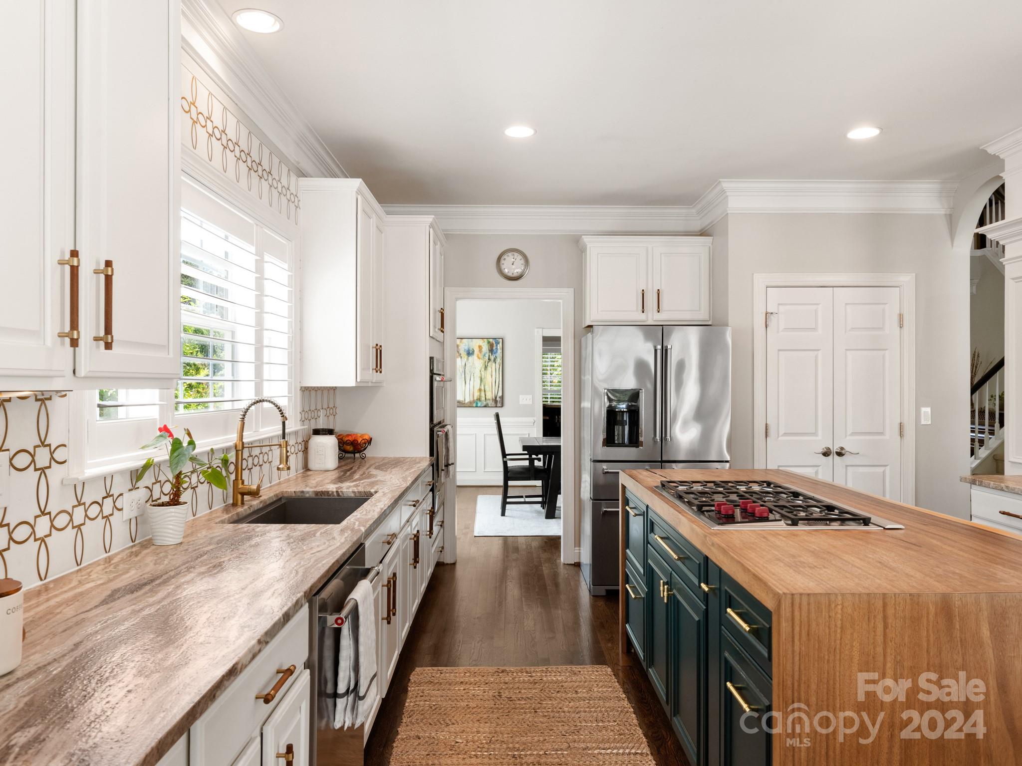 Lake Shore - Residential