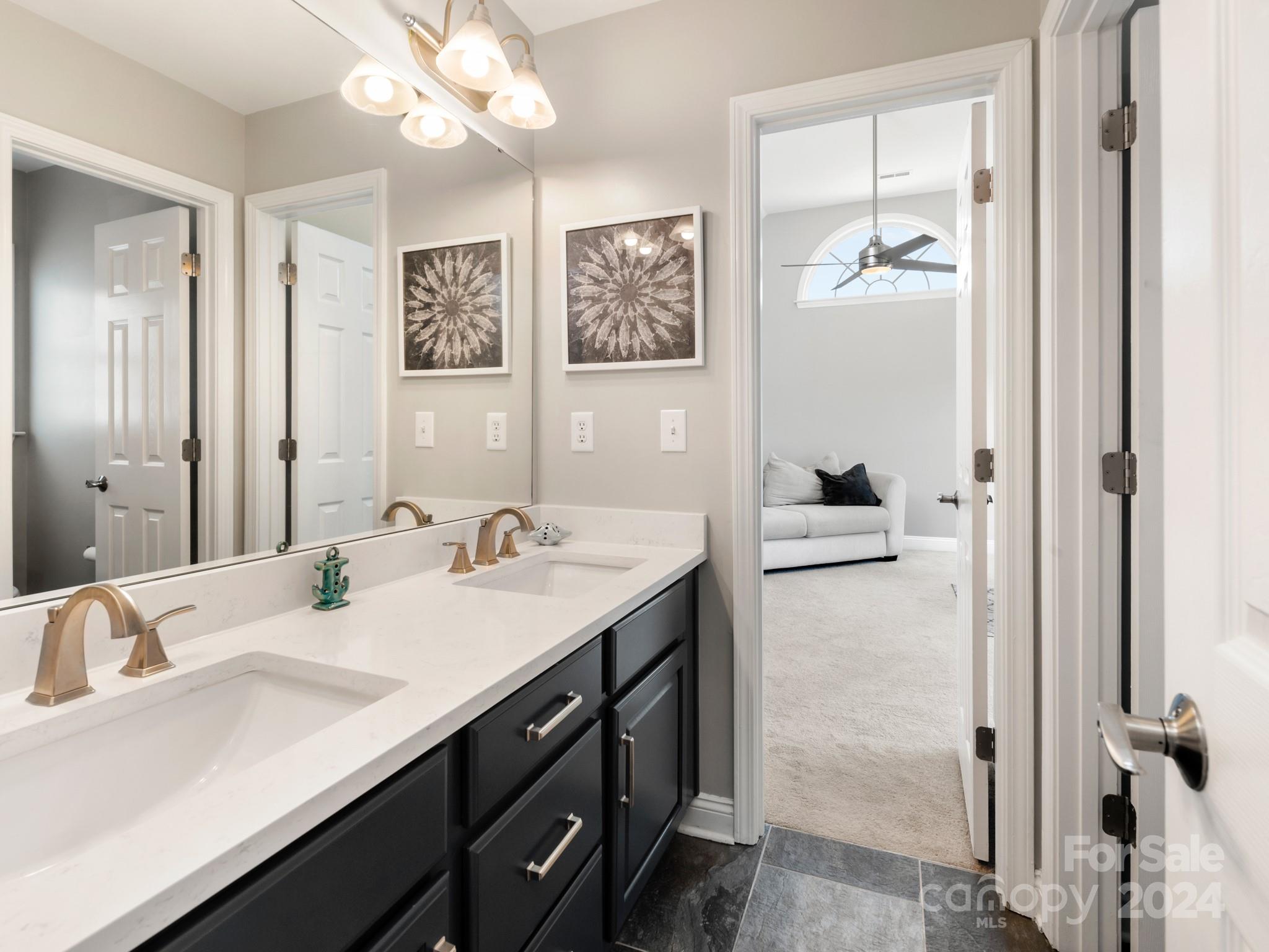 Lake Shore - Residential