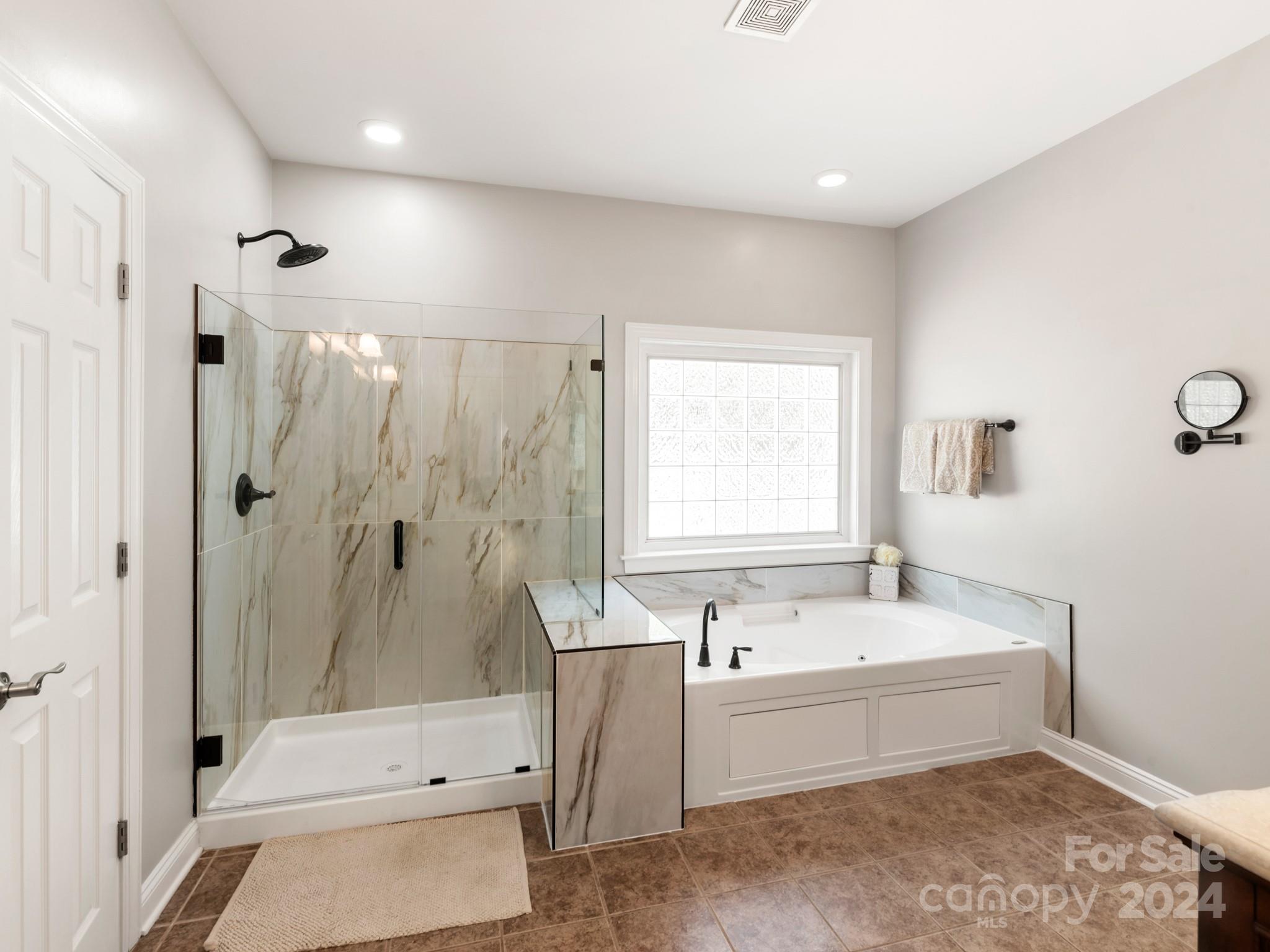 Lake Shore - Residential