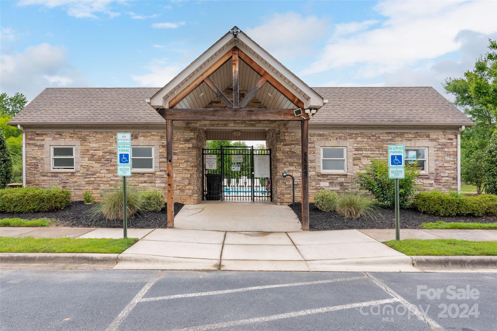 Norwood Ridge - Residential