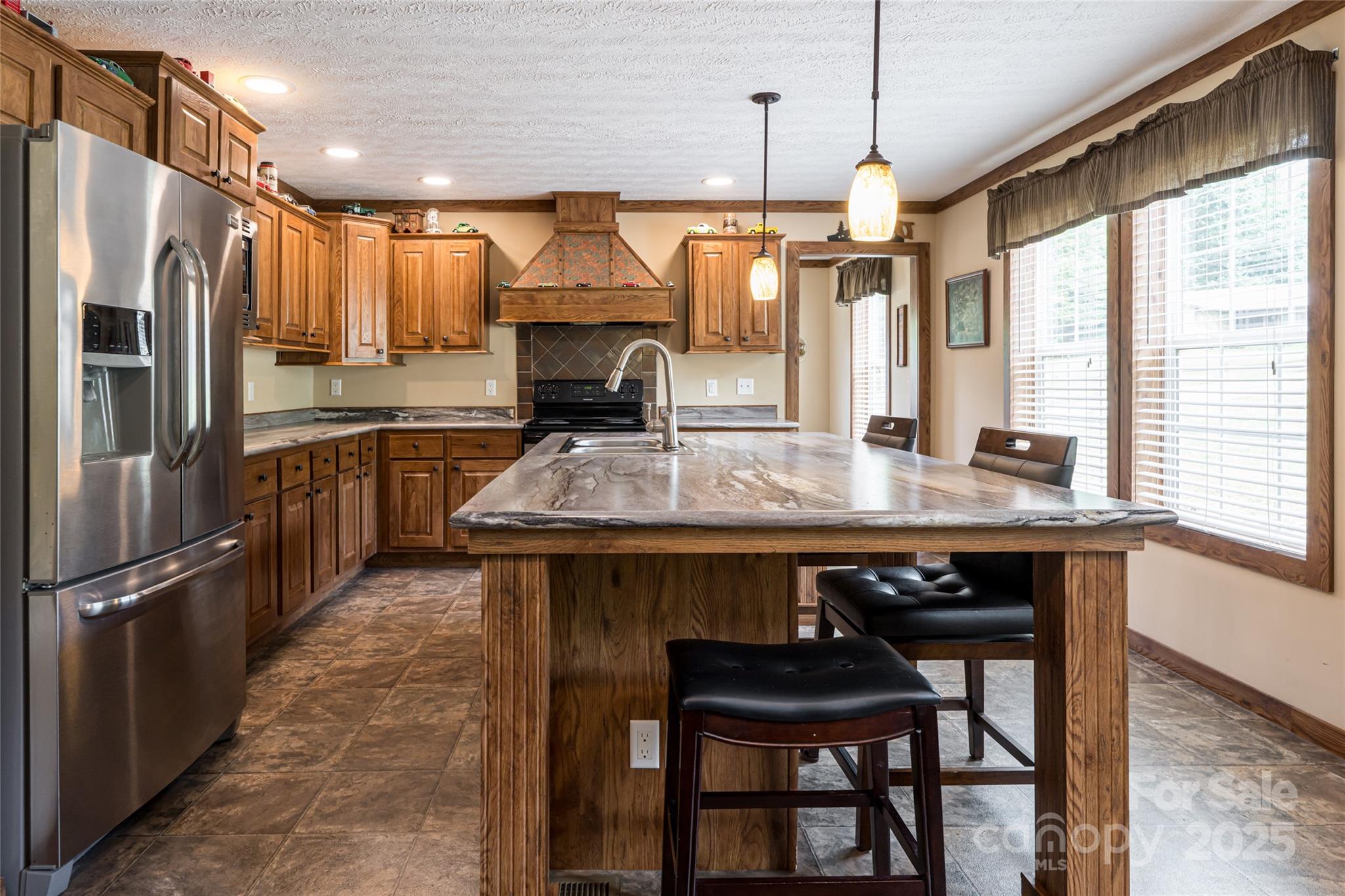 78 Hillcrest Drive