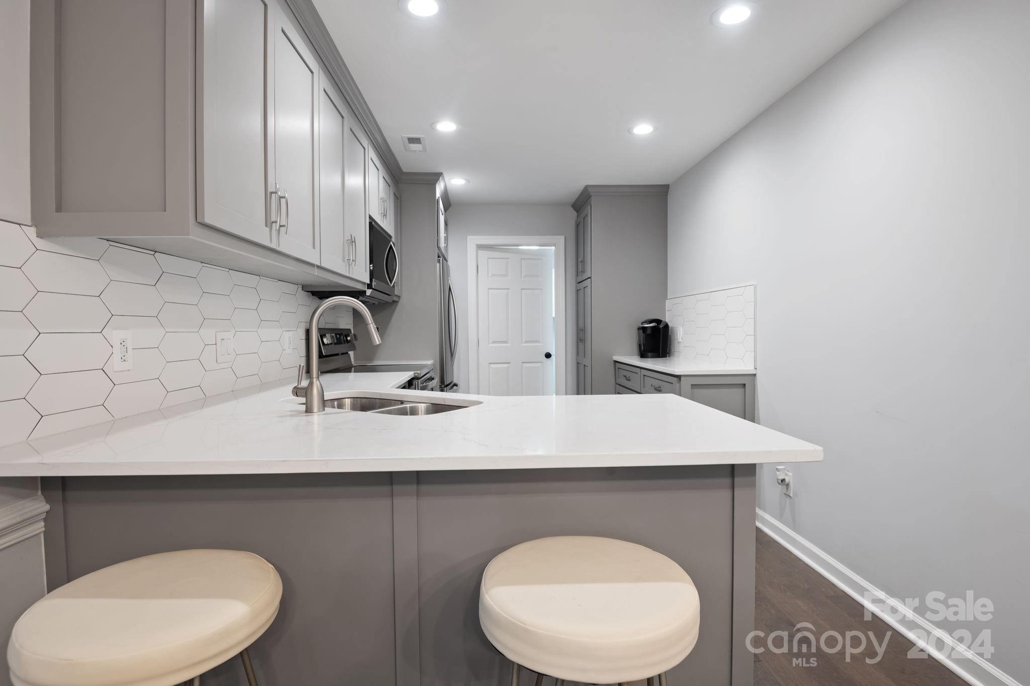 Greenhurst at Piper Glen - Residential