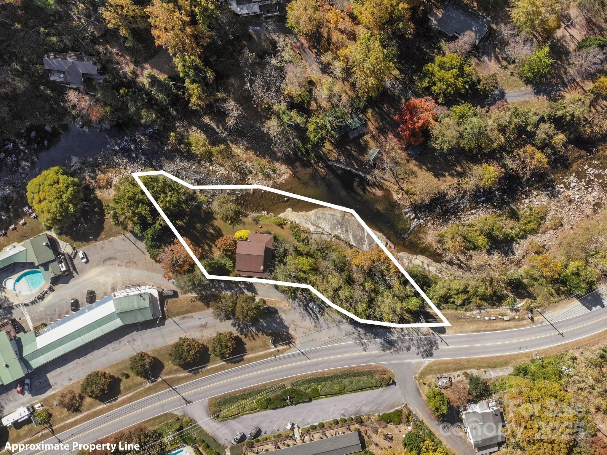 3207 Memorial Highway