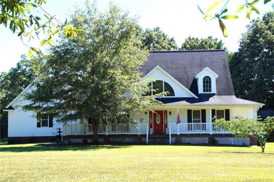 SOUTHERN HOMEPLACE with COUNTRY CHARM! This 3br 2bath home offers a spacious floor plan on a private 3.95 acre lot.The Downstairs features a Master on main with a spacious walk in closet and large bathroom.The office allows for in home privacy and could also double as a 4th bedroom.Enjoy the upcoming fall weather on the screened porch while over looking the quiet setting of the manicured resort style pool area that is surrounded by mature banana trees or entertain your guest in the bonus room.