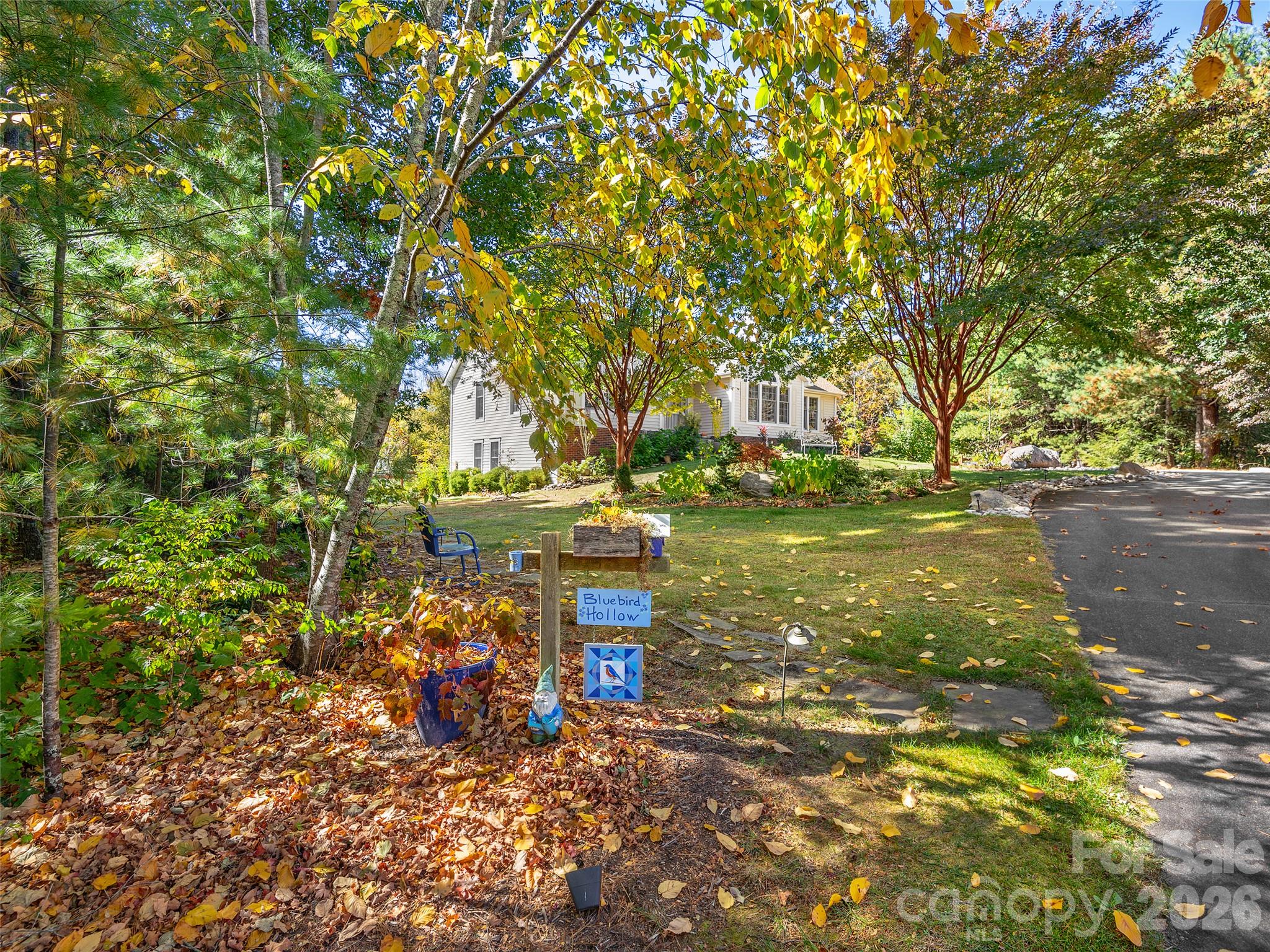 23 Old Applewood Lane