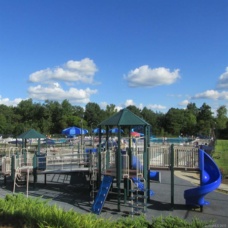 Moss Creek Village - Residential