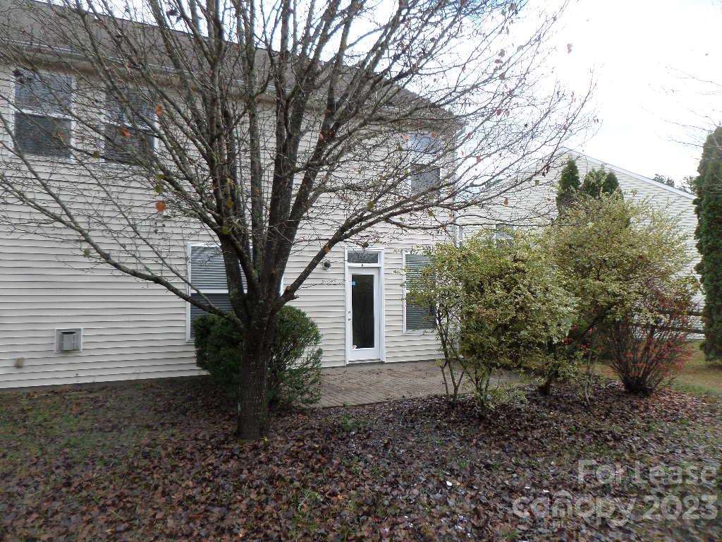 Withrow Downs - Residential Lease