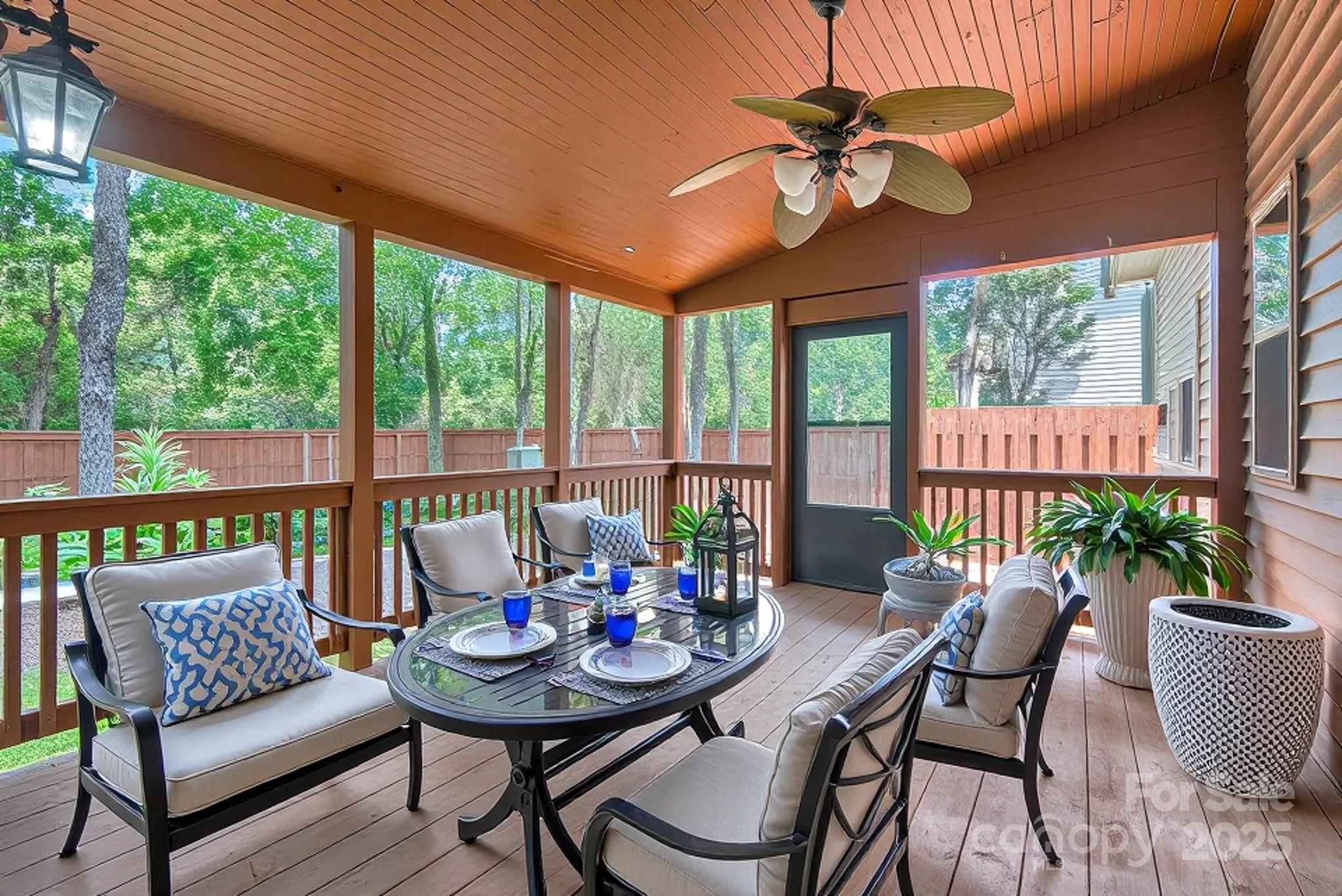 Highland Creek - Residential