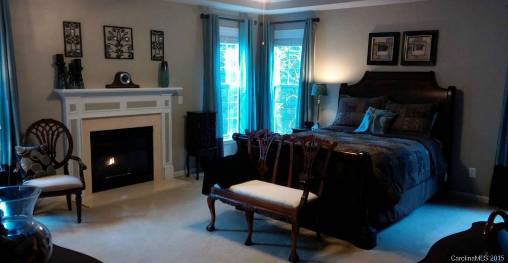 Lake Shore - Residential