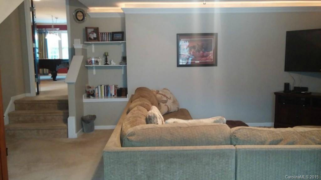 Lake Shore - Residential