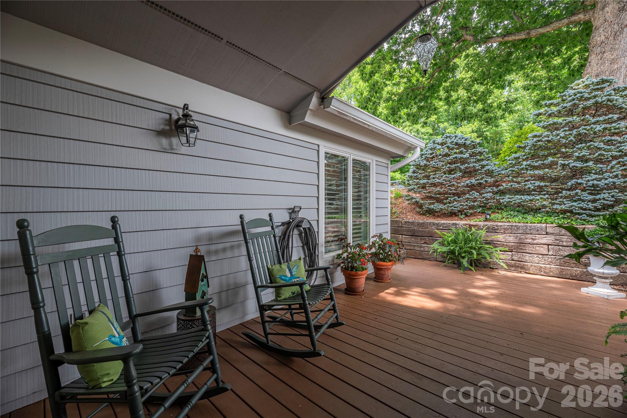 94 Oakcrest Lane