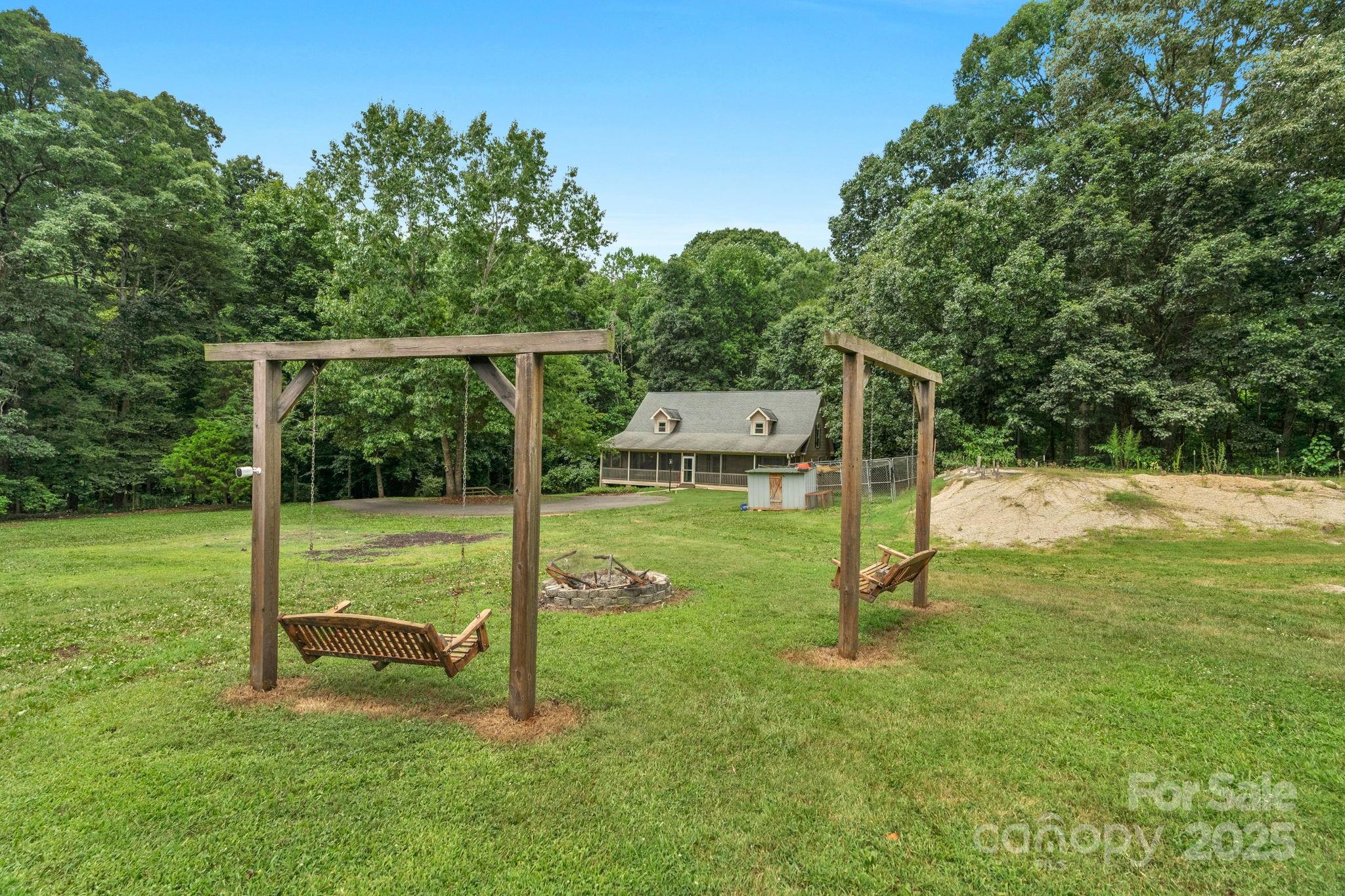 195 Azalea Road
