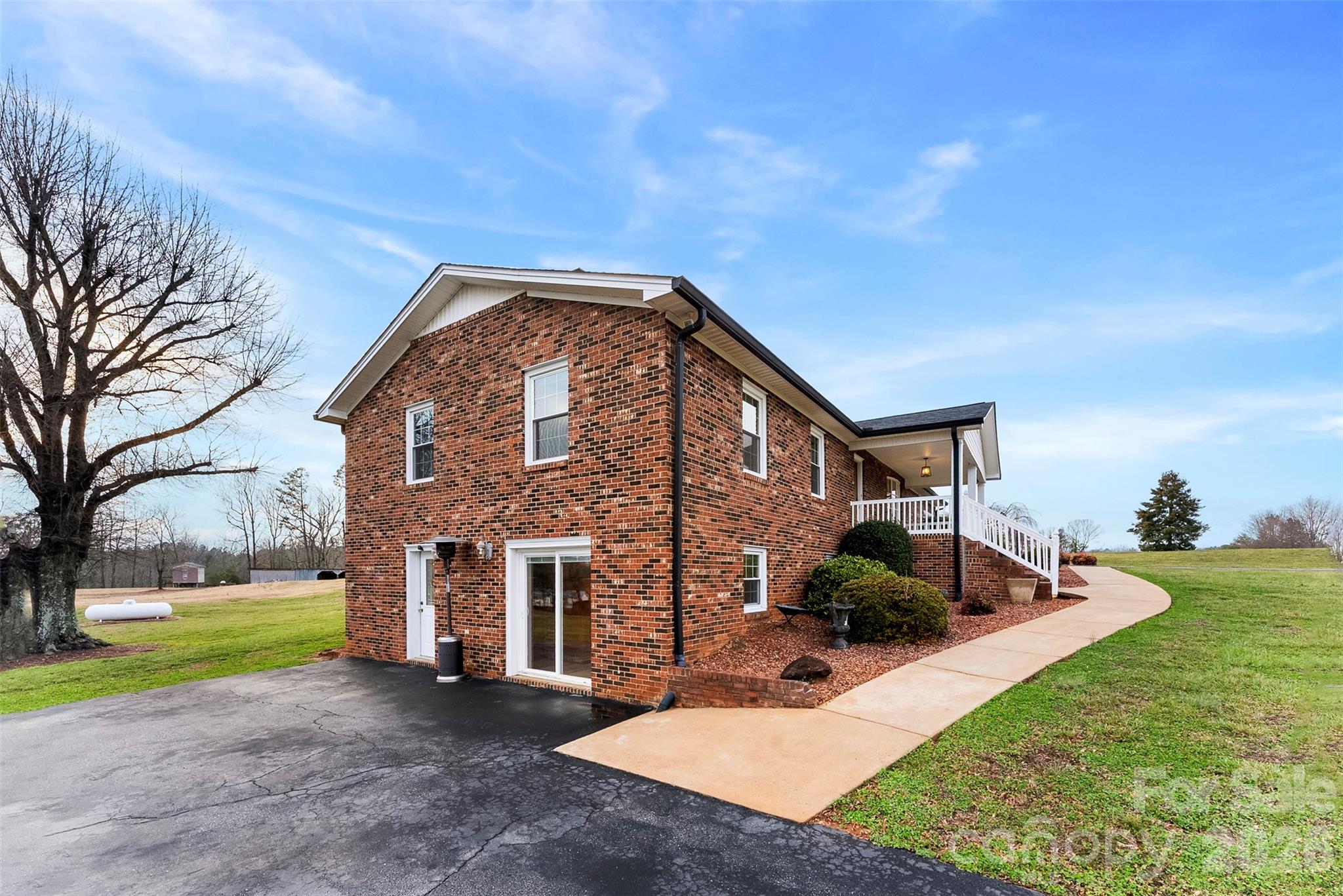 1118 Lake Houser Road