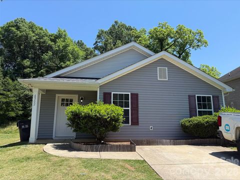 Photo of 6302 Summerour Place, Charlotte, NC 28214 (MLS # 4381662)