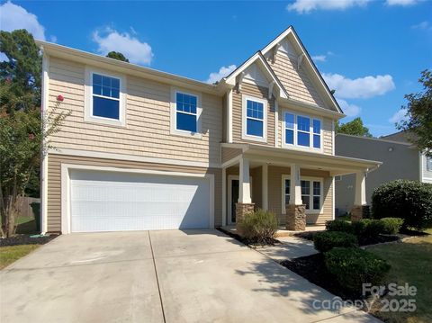 Photo of 133 Devynn Ridge Court, Mount Holly, NC 28120 (MLS # 4305026) Photo of 133 Devynn Ridge Court, Mount Holly, NC 28120 (MLS # 4305026)