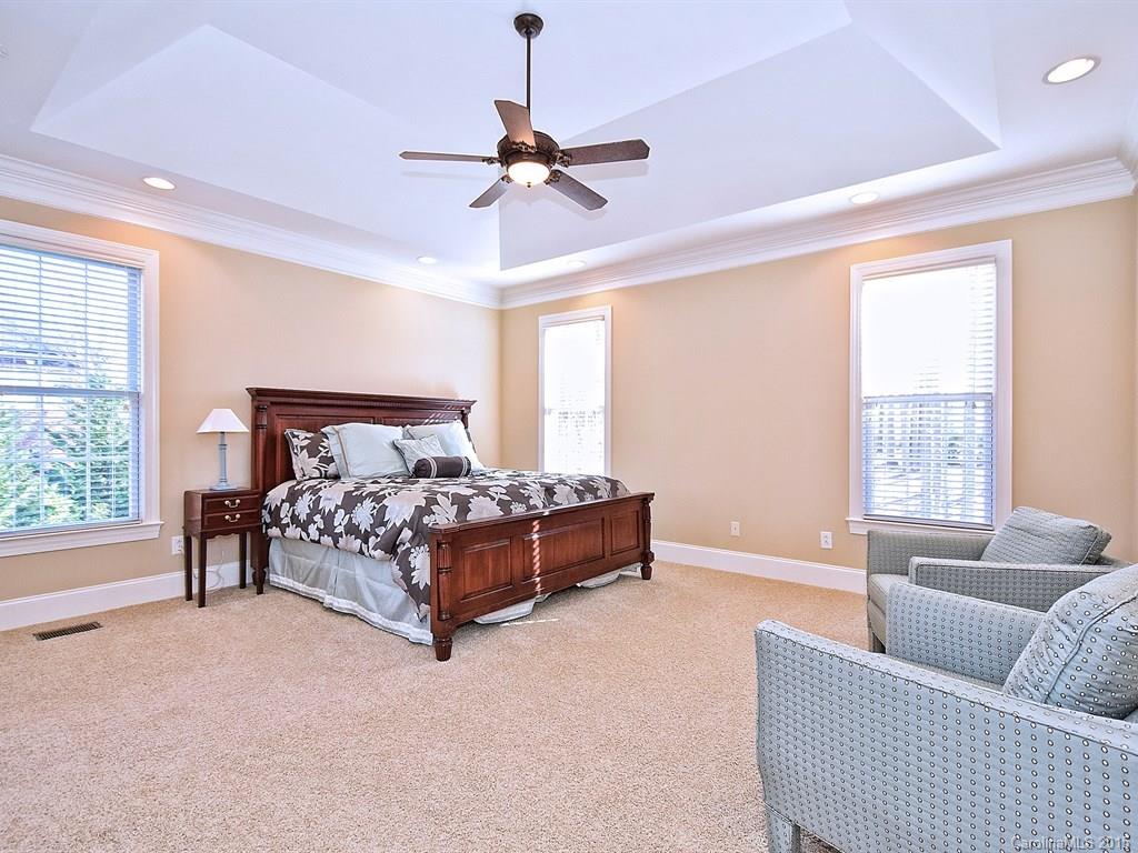 Whispering Winds - Residential