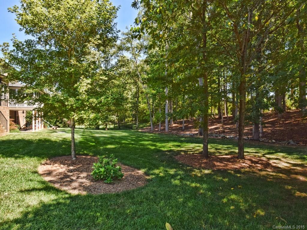 Whispering Winds - Residential