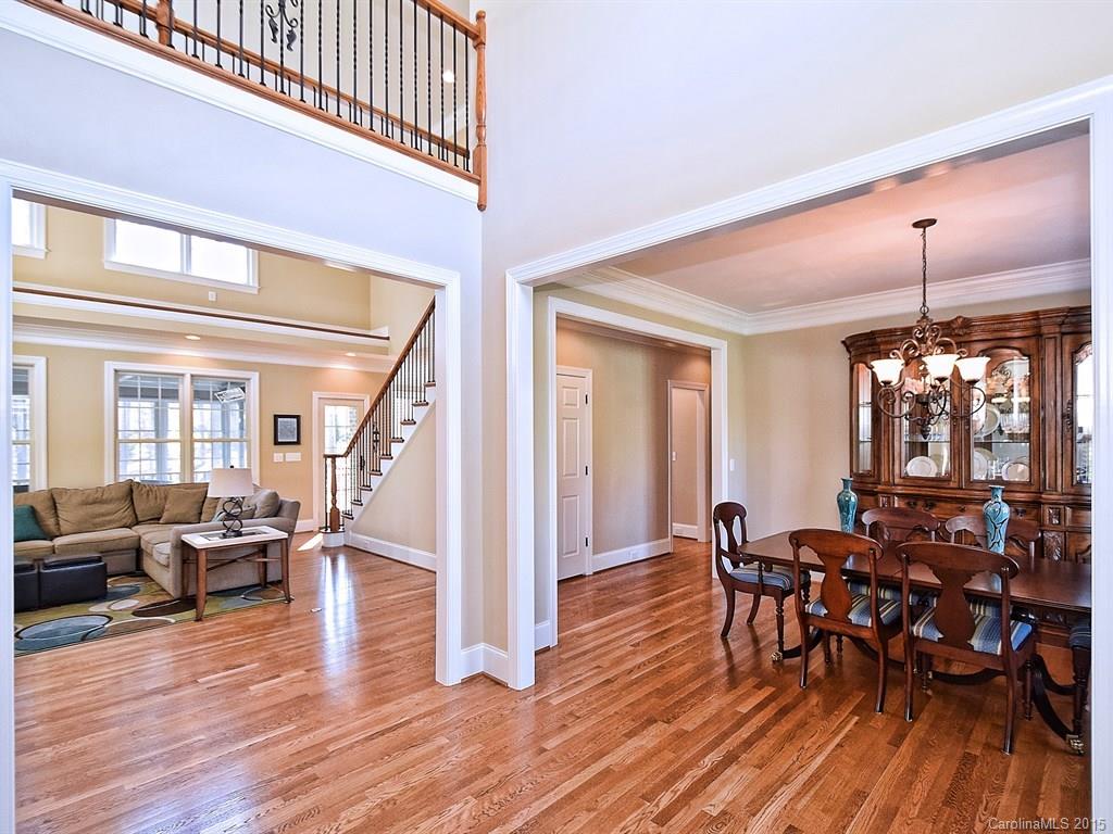 Whispering Winds - Residential